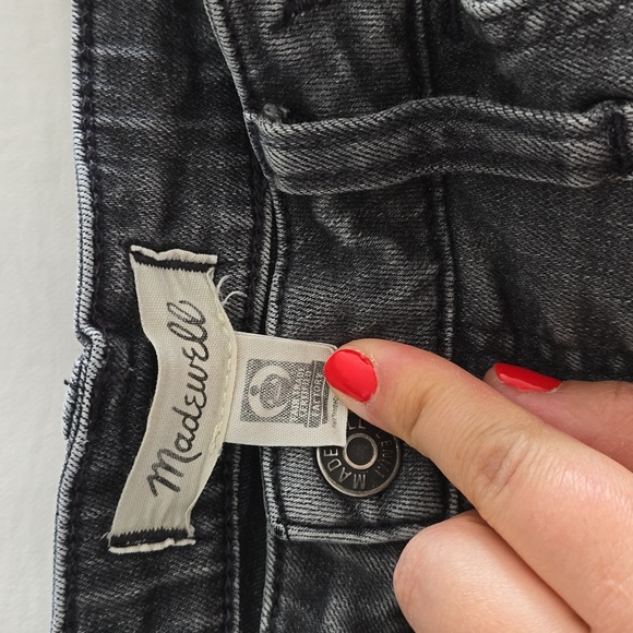 Madewell Curvy Jeans Size 30 - Picture 3 of 6